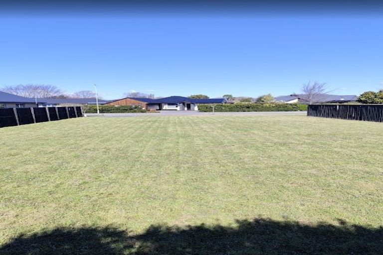 Photo of property in 41 Holiday Drive, Mairehau, Christchurch, 8052