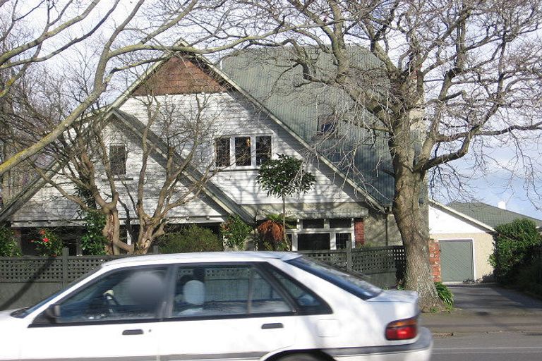 Photo of property in 98 Victoria Avenue, Palmerston North, 4410