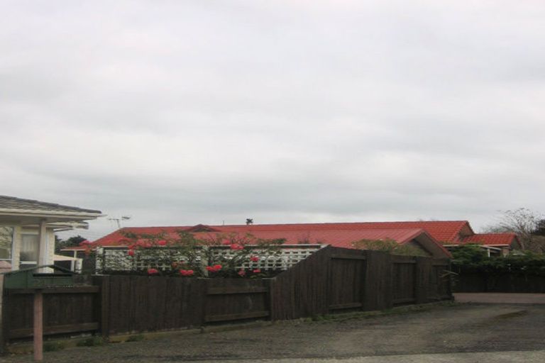 Photo of property in 21 Dalfield Place, Highbury, Palmerston North, 4412