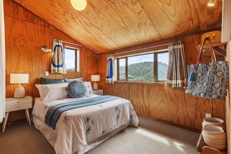 Photo of property in 131a Cockayne Road, Khandallah, Wellington, 6035