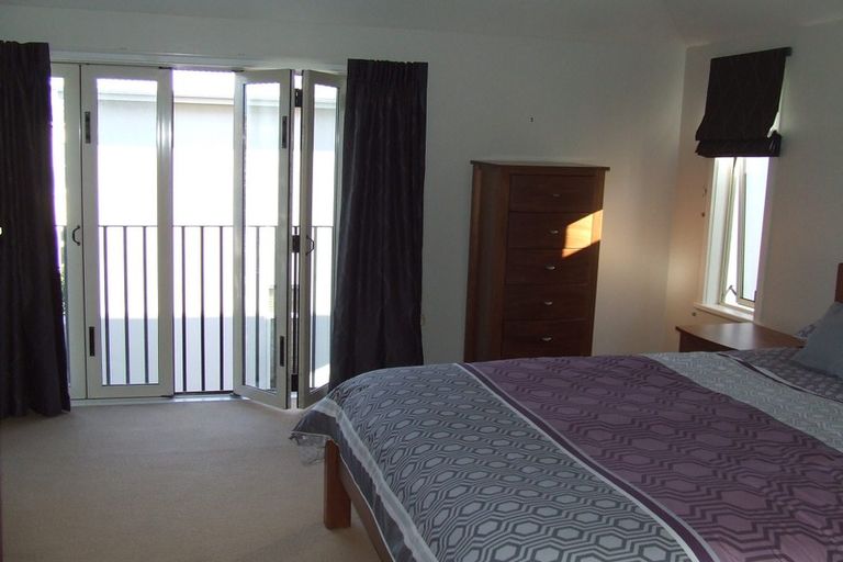 Photo of property in 35c Hobson Crescent, Thorndon, Wellington, 6011