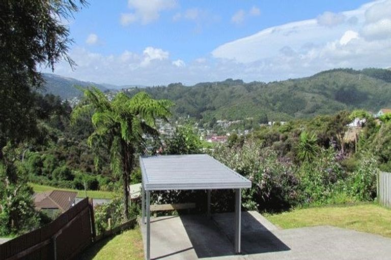 Photo of property in 14a Fenchurch Grove, Stokes Valley, Lower Hutt, 5019