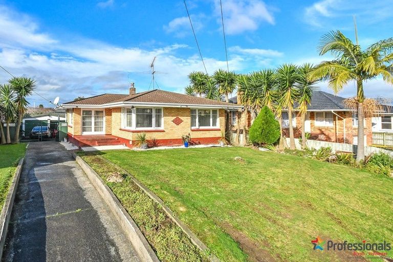 Photo of property in 12 Greenmeadows Avenue, Manurewa East, Auckland, 2102