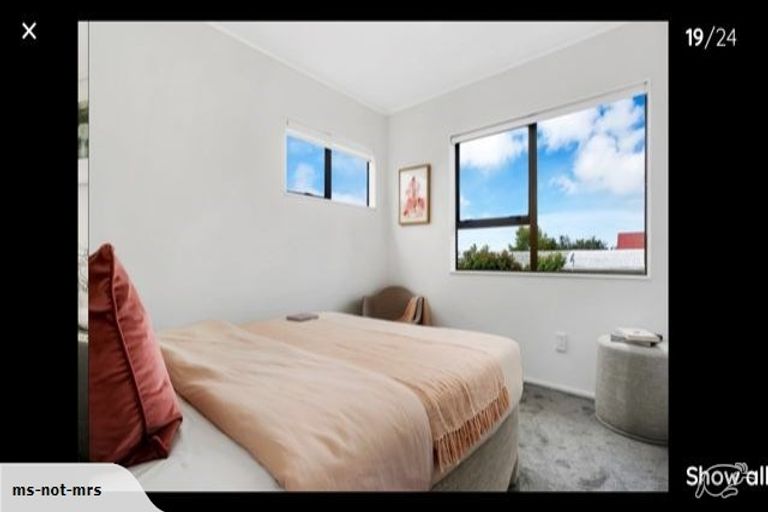 Photo of property in 2/17 Oliver Street, Point Chevalier, Auckland, 1022