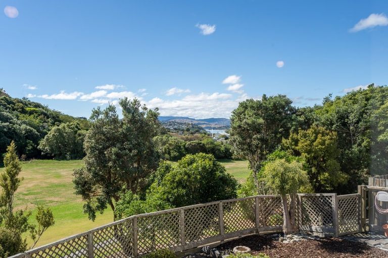Photo of property in 34 Takapuwahia Drive, Takapuwahia, Porirua, 5022