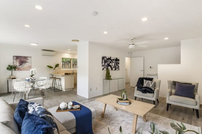 Photo of property in 2 Ashdown Place, Pahurehure, Papakura, 2113