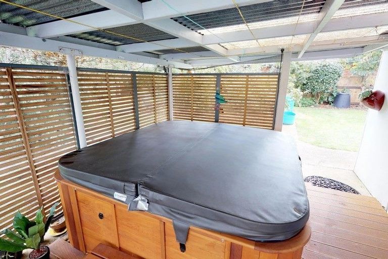 Photo of property in 25 George Street, Levin, 5510