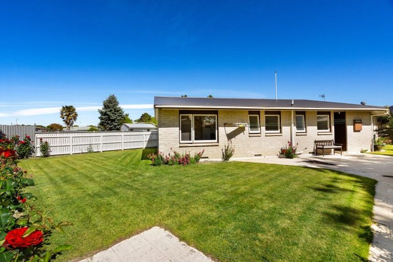 Photo of property in 2/800 Willowpark Road South, Akina, Hastings, 4122