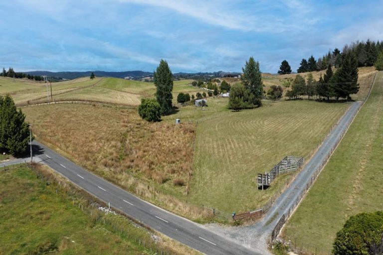 Photo of property in 73 Best Road, Upper Moutere, 7173