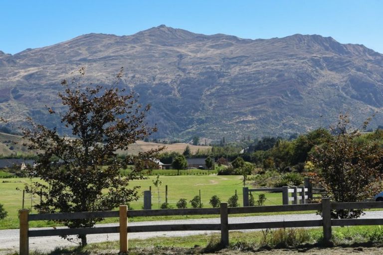 Photo of property in 215 Lower Shotover Road, Speargrass Flat, Queenstown, 9371
