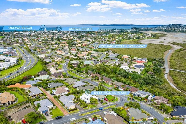 Photo of property in 121 Tauranga Place, Orewa, 0931