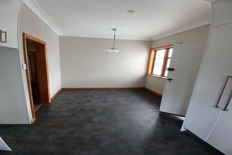 Photo of property in 5 Mansford Place, West End, Palmerston North, 4412