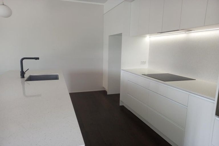 Photo of property in 7 Clovelly Street, Brooklands, New Plymouth, 4310