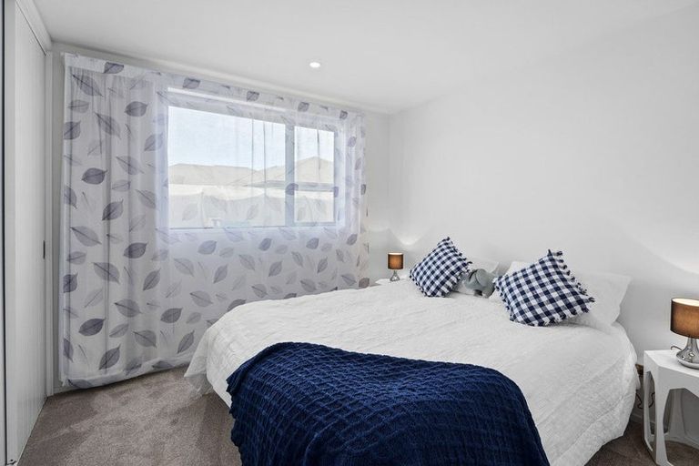 Photo of property in 15 Bellbird Place, Rolleston, 7614