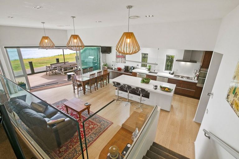 Photo of property in 15 Tiromoana Crescent, Bell Block, New Plymouth, 4312