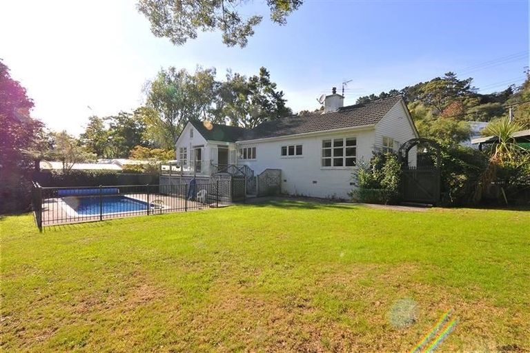 Photo of property in 7 Chatsworth Road, Silverstream, Upper Hutt, 5019