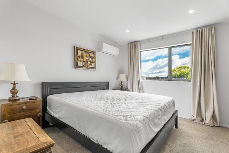 Photo of property in 53d Mcleod Road, Te Atatu South, Auckland, 0610