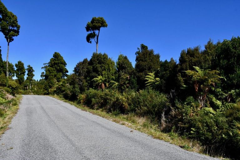 Photo of property in 37 South Terrace Road, Karamea, 7893