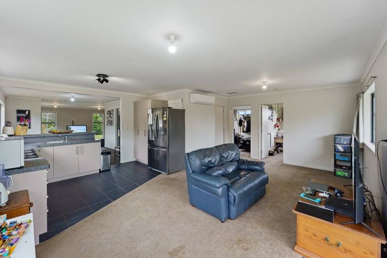 Photo of property in 78 Takapu Road, Manakau, Levin, 5573