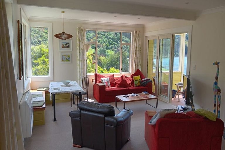 Photo of property in 106 Aramoana Road, Deborah Bay, Port Chalmers, 9082