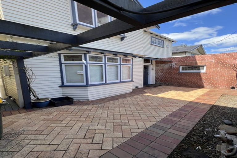 Photo of property in 20 Aro Street, Aro Valley, Wellington, 6021