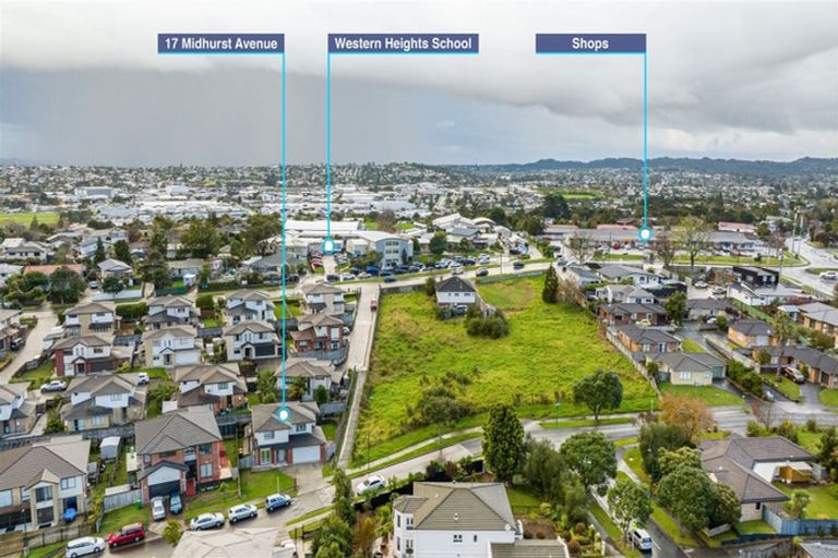 Photo of property in 17 Midhurst Avenue, Henderson, Auckland, 0612