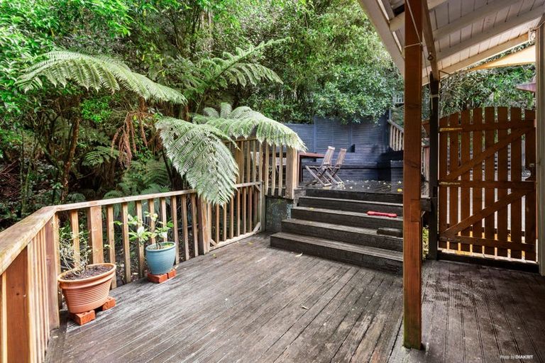 Photo of property in 41 Kauri Loop Road, Oratia, Auckland, 0604