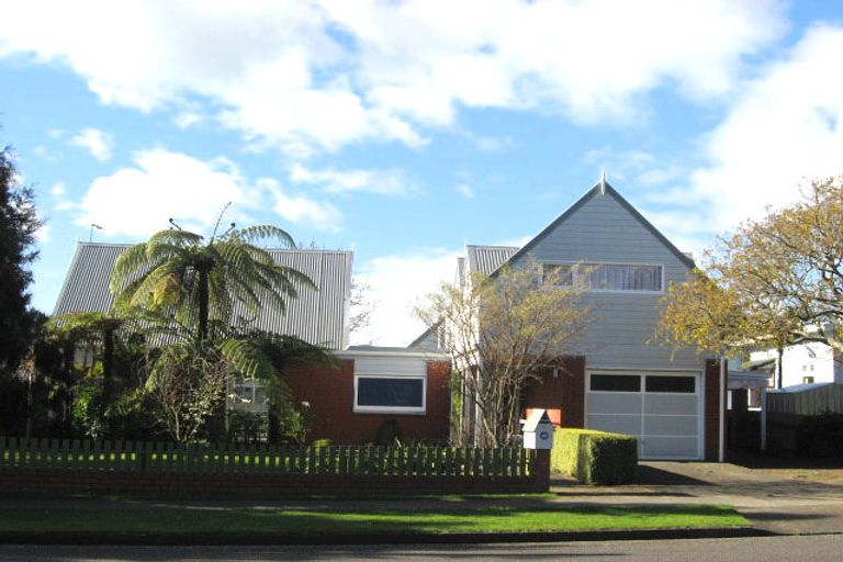 Photo of property in 65 Macarthur Street, Levin, 5510