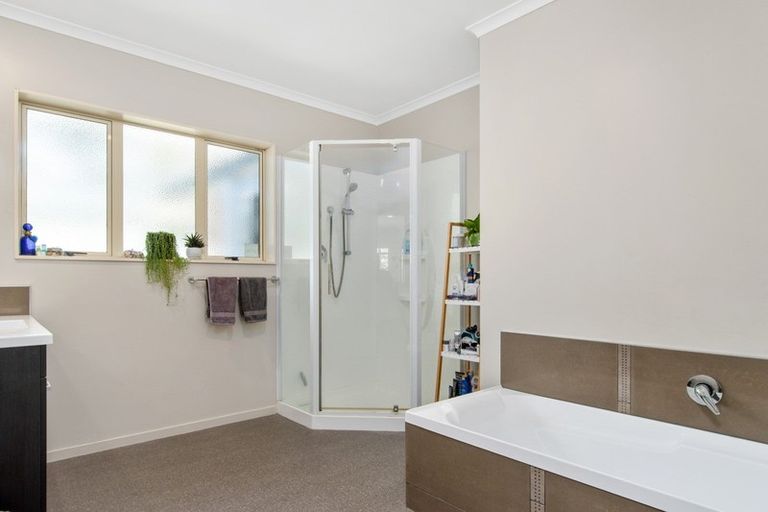 Photo of property in 11 Taramea Rise, Pyes Pa, Tauranga, 3112