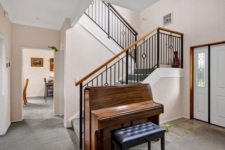 Photo of property in 50 Denby Road, Hawera, 4672