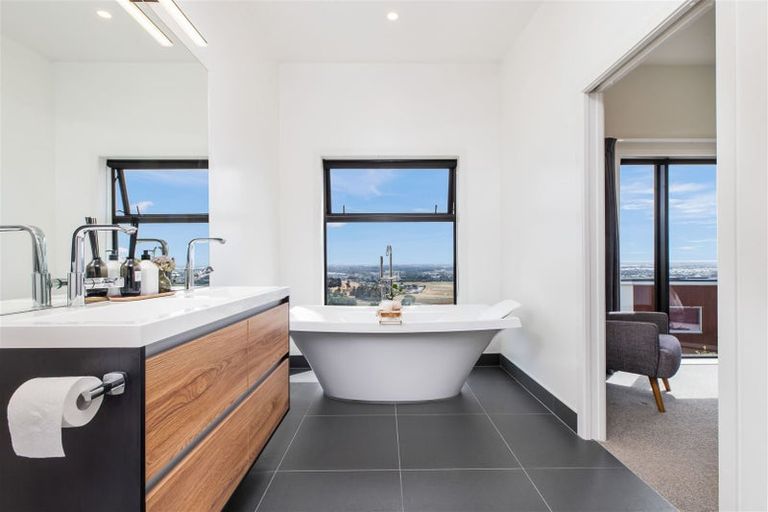 Photo of property in 170 Penruddock Rise, Westmorland, Christchurch, 8025