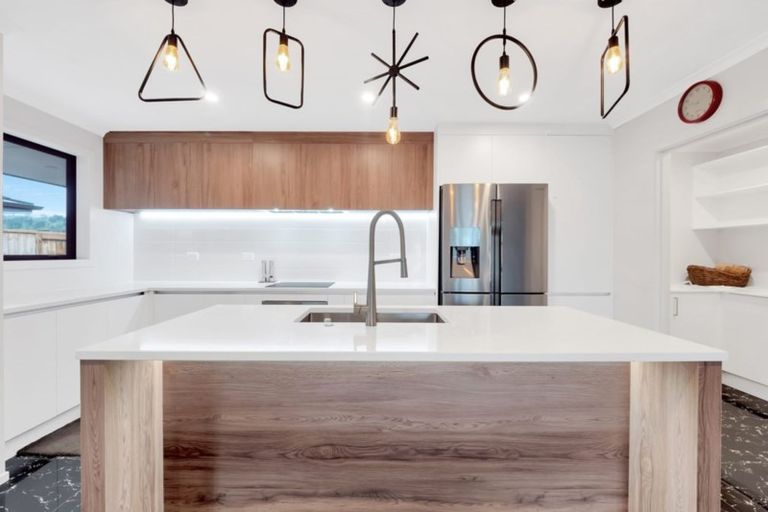 Photo of property in 45 Awataha Crescent, Pyes Pa, Tauranga, 3110