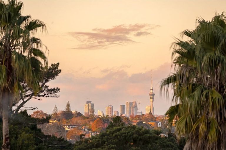 Photo of property in 9 San Ignacio Court, Henderson, Auckland, 0612
