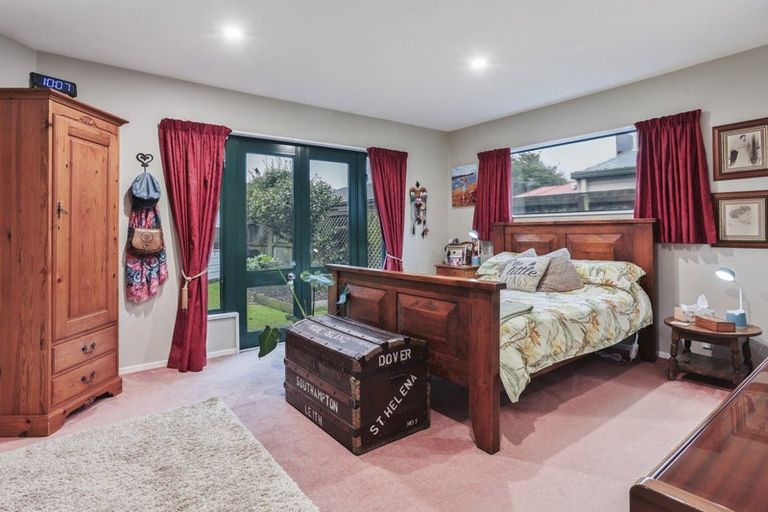 Photo of property in 4 Gibbs Drive, Woodend, 7610