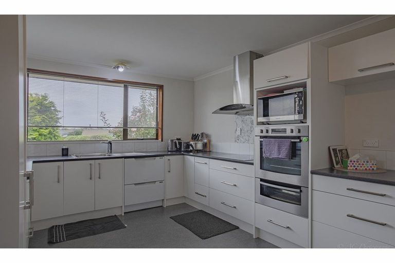 Photo of property in 24 Stirling Place, Marchwiel, Timaru, 7910