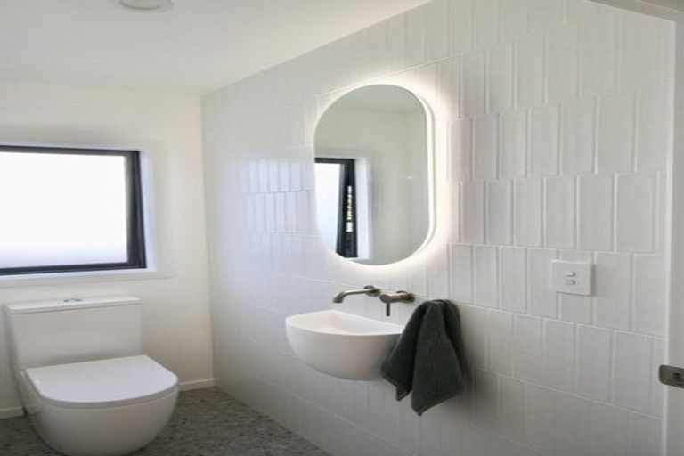 Photo of property in 102b Auckland Road, Greenmeadows, Napier, 4112