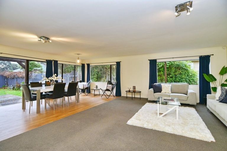 Photo of property in 247 Wainoni Road, Avondale, Christchurch, 8061