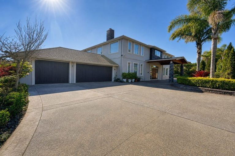 Photo of property in 872 Redoubt Road, Flat Bush, Auckland, 2019