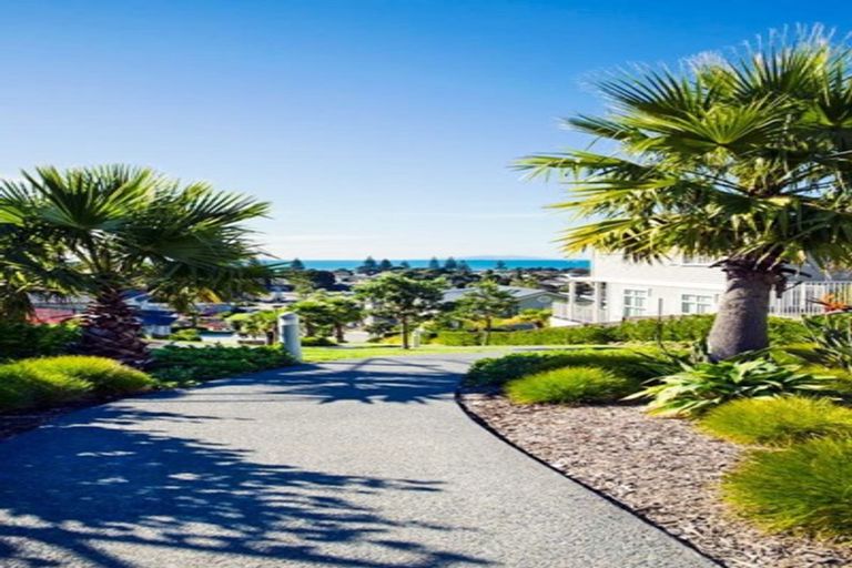 Photo of property in 42 Parkside Drive, Orewa, 0931