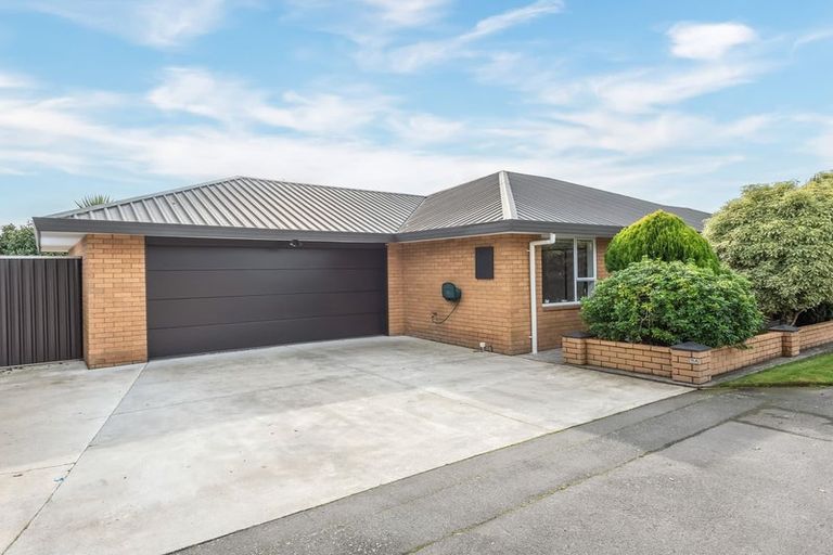 Photo of property in 16 Kirk Road, Templeton, Christchurch, 8042