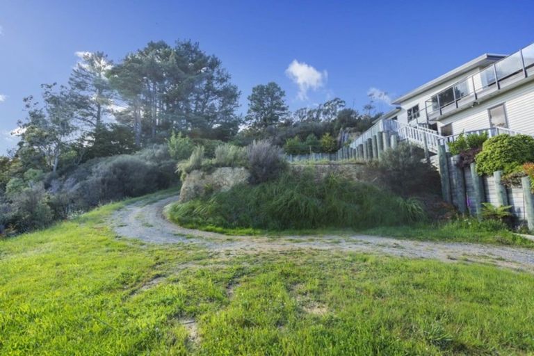 Photo of property in 5 Mccarthy Grove, Clouston Park, Upper Hutt, 5018