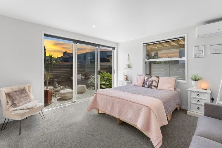 Photo of property in 22a Karewa Parade, Papamoa Beach, Papamoa, 3118