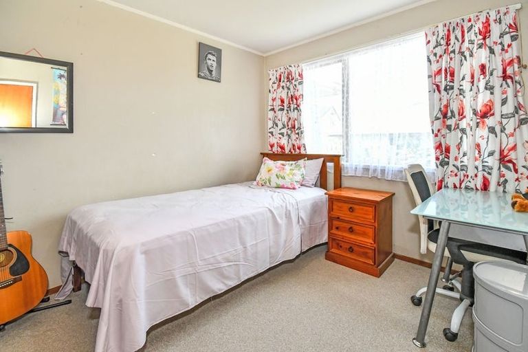 Photo of property in 41 Casuarina Road, Half Moon Bay, Auckland, 2012