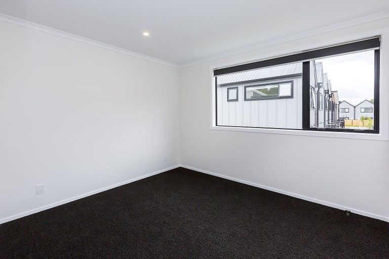 Photo of property in 38 Dahl Drive, Wallaceville, Upper Hutt, 5018
