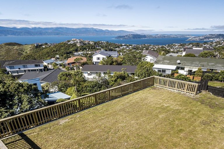 Photo of property in 6 Nagpur Terrace, Broadmeadows, Wellington, 6035