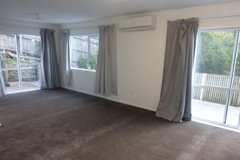 Photo of property in 5/24 Eastglen Road, Glen Eden, Auckland, 0602