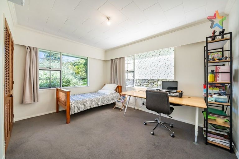 Photo of property in 28 Gurney Road, Kelson, Lower Hutt, 5010