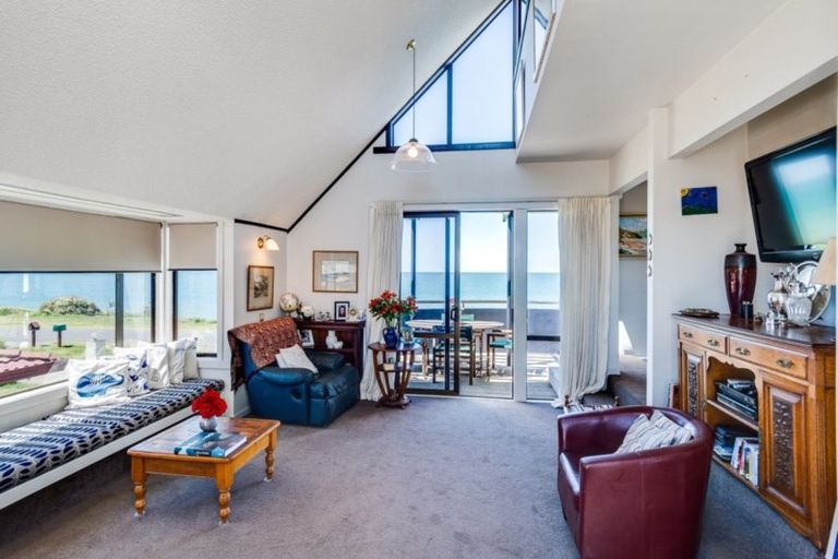 Photo of property in 129 North Shore Road, Eskdale, Napier, 4182