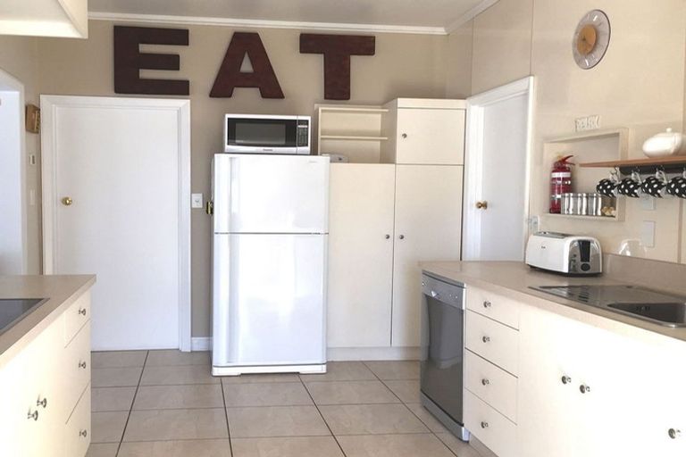 Photo of property in 12 Pitt Street, Maitai, Nelson, 7010