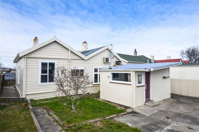 Photo of property in 40 Richardson Street, Saint Kilda, Dunedin, 9012
